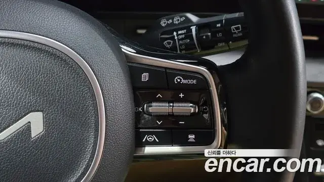 Kia Carnival 2022 — Фото 15/20