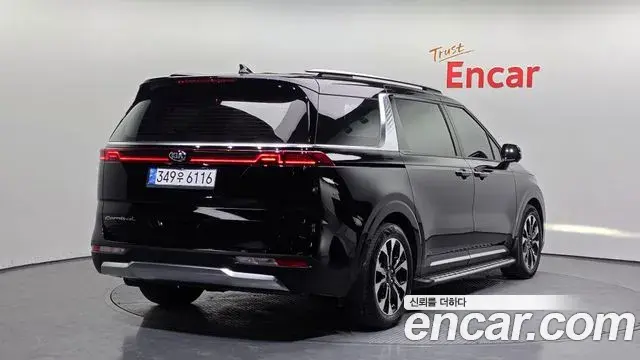 Kia Carnival 2021 — Şəkil 17/20