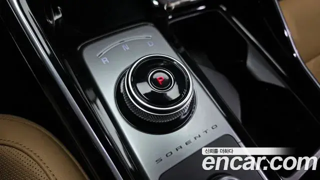 Kia Sorento 2021 — Фото 9/20