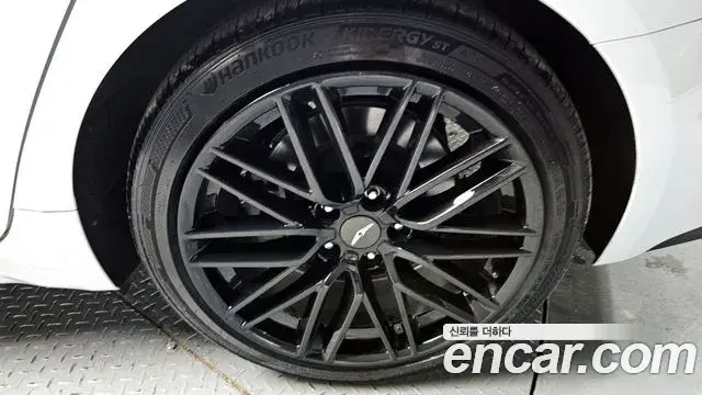 Genesis G70 2018 — ფოტო 3/20