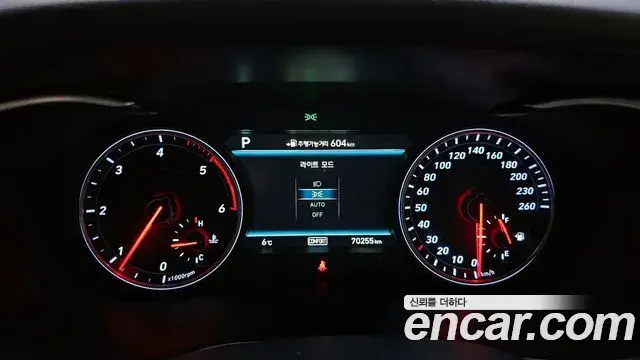 Genesis G70 2018 — ფოტო 2/20