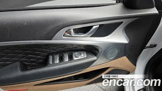 Genesis G70 2018 — ფოტო 11/20