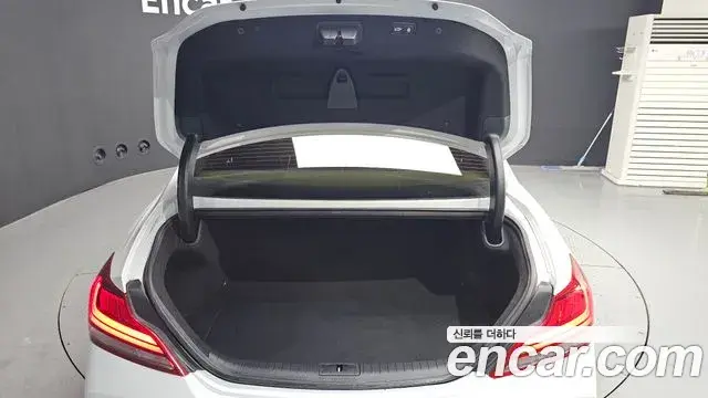 Genesis G70 2018 — ფოტო 6/20
