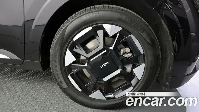 Kia Carnival 2024 — Photo 10/20