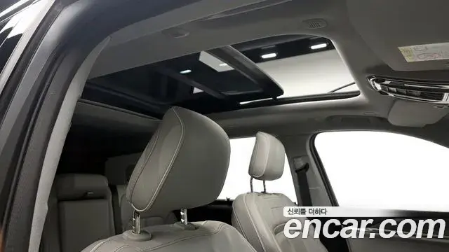 Jeep Grand Cherokee 2022 — Şəkil 14/20