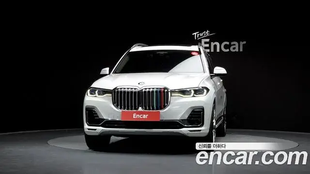 BMW X7 2021 — Şəkil 11/20