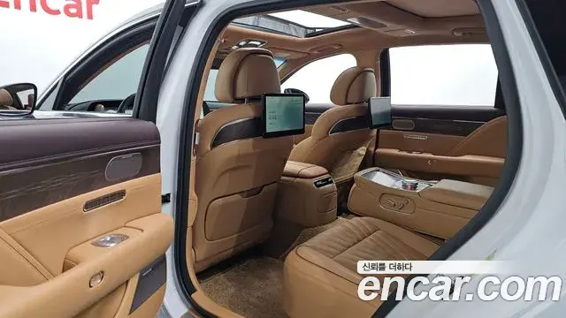 Genesis G90 2022 — Şəkil 3/20