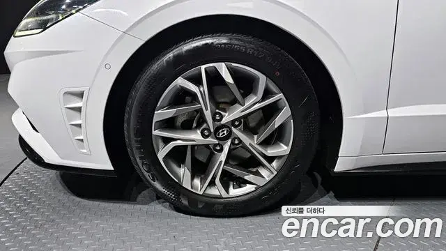 Hyundai Sonata Hybrid 2022 — ფოტო 1/20