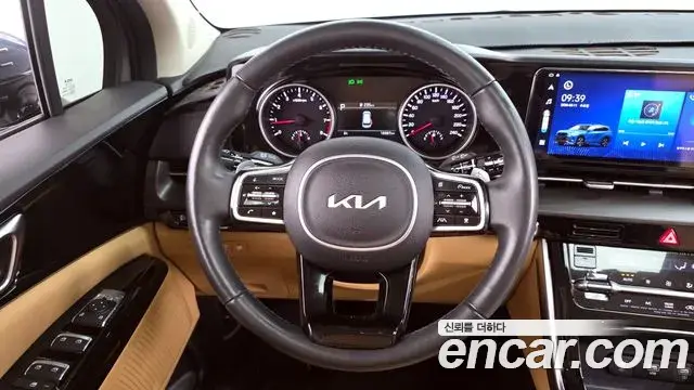 Kia Carnival 2022 — Фото 13/20