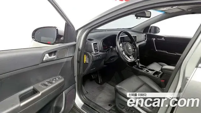 Kia Sportage The Bold 2020 — Фото 10/20