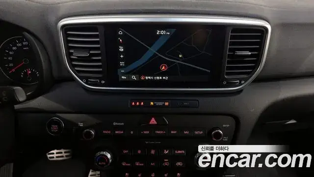 Kia Sportage The Bold 2020 — Фото 14/20