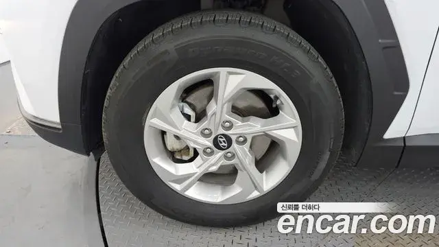 Hyundai Tucson Hybrid 2022 — Photo 18/20