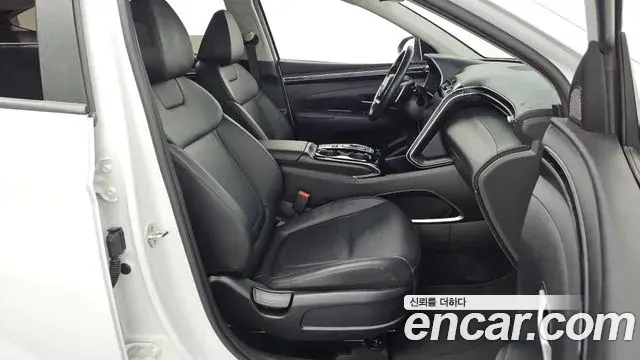 Hyundai Tucson Hybrid 2022 — Photo 7/20