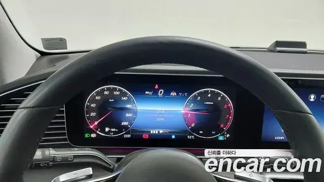 Mercedes-Benz GLE-Class 2025 — Photo 8/20