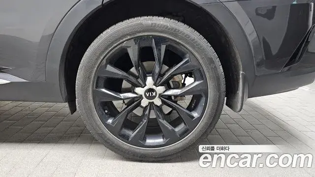 Kia Sorento 2020 — Фото 5/20