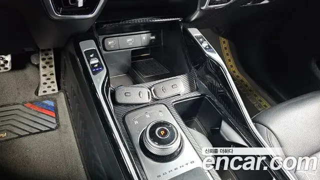 Kia Sorento 2020 — Фото 9/20