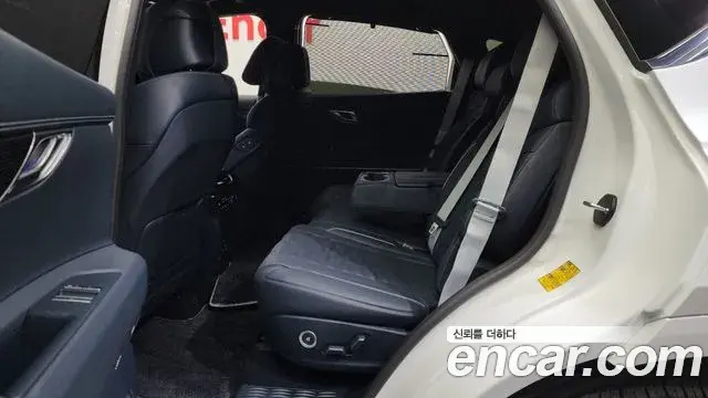 Genesis GV80 Coupe 2024 — ფოტო 9/20