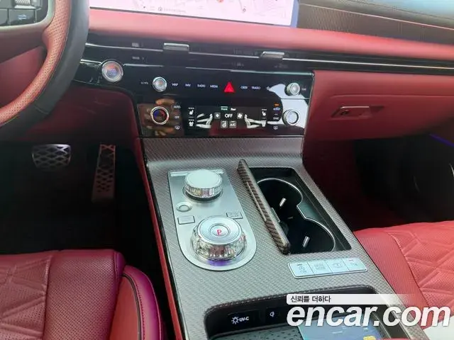 Genesis G80 2024 — Photo 10/20