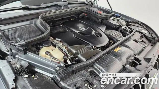 Mercedes-Benz GLS-Class 2022 — Photo 3/20
