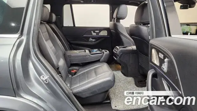 Mercedes-Benz GLS-Class 2022 — Photo 16/20