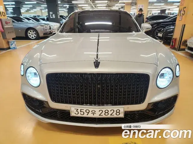 Bentley Flying Spur 2021 — Şəkil 20/20