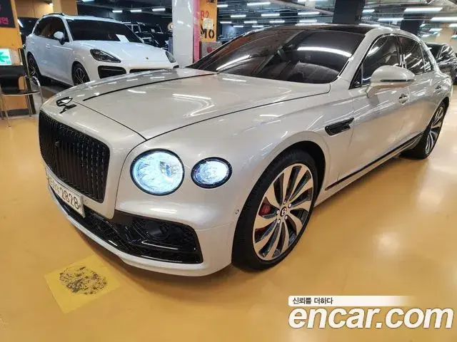 Bentley Flying Spur 2021 — Şəkil 11/20