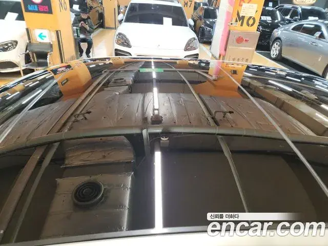 Bentley Flying Spur 2021 — Şəkil 14/20