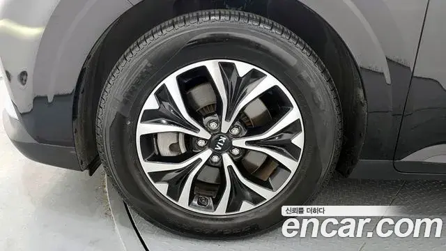 Kia Carnival 2020 — Photo 5/20