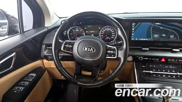 Kia Carnival 2020 — Photo 13/20