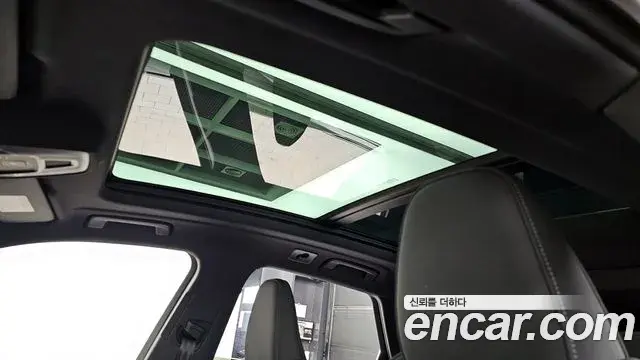Audi Q5 2025 — Photo 10/20