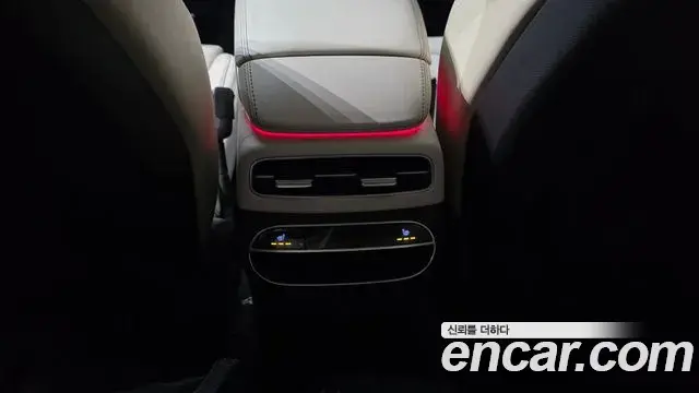Genesis GV70 2021 — Şəkil 15/20