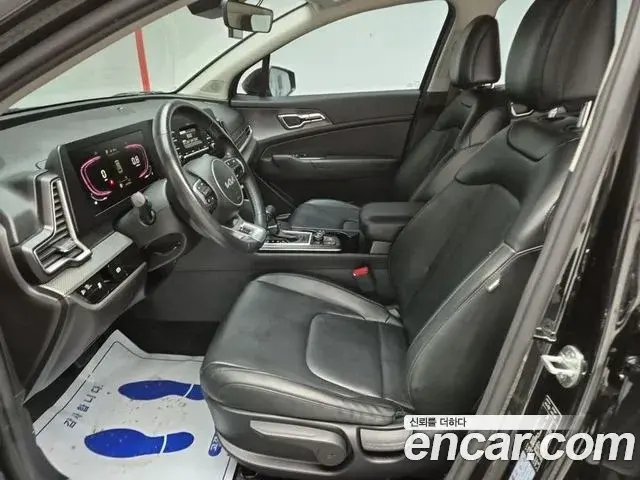 Kia Sportage 2021 — ფოტო 8/18