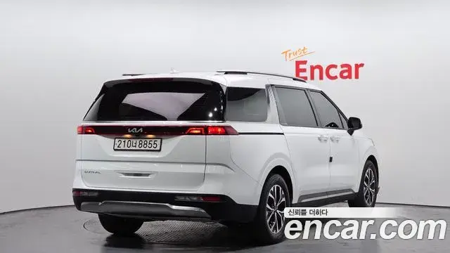 Kia Carnival 2022 — Фото 2/20
