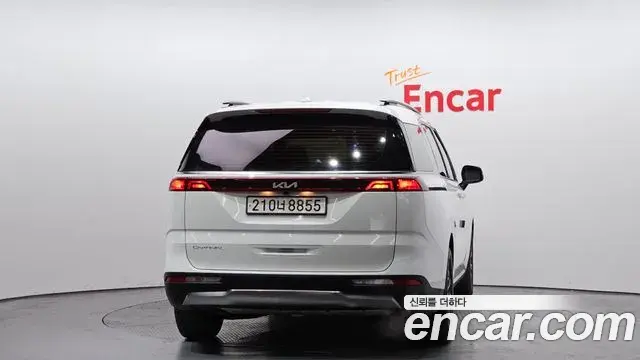 Kia Carnival 2022 — Фото 4/20
