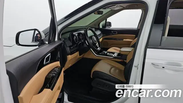 Kia Carnival 2022 — Фото 10/20