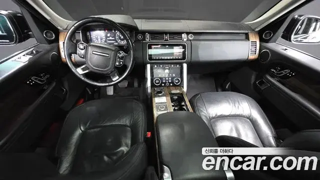 Land Rover Range Rover 2018 — ფოტო 15/20