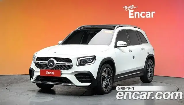 Mercedes-Benz GLB-Class 2021 — Фото 1/20