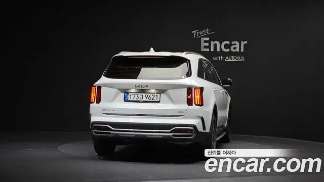 Kia Sorento 2022 — ფოტო 15/20
