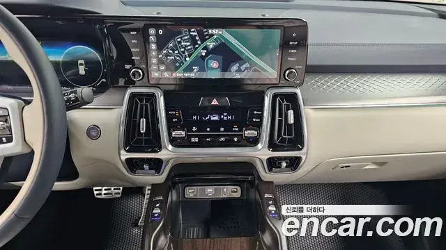 Kia Sorento 2022 — ფოტო 20/20