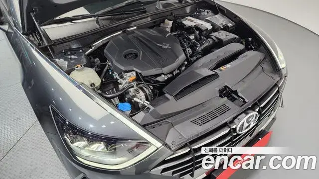 Hyundai Sonata Hybrid 2019 — Photo 3/20