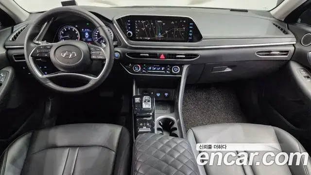 Hyundai Sonata Hybrid 2019 — Photo 9/20