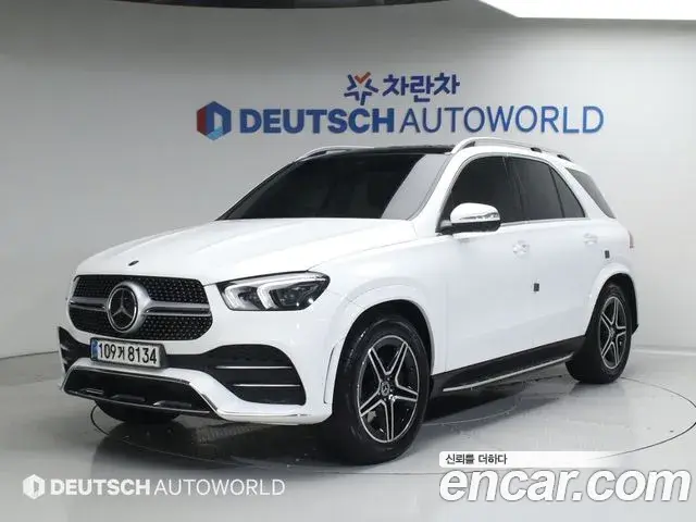 Mercedes-Benz GLE-Class 2021 — ფოტო 7/20