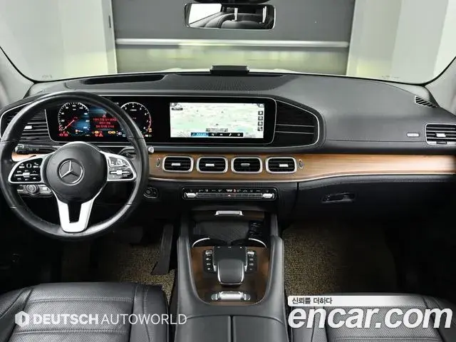 Mercedes-Benz GLE-Class 2021 — ფოტო 3/20
