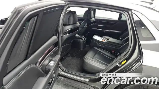 Genesis G90 2022 — Şəkil 15/20