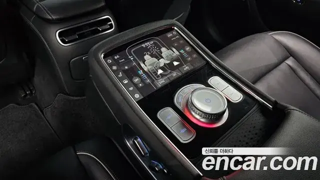 Genesis G90 2022 — Şəkil 12/20