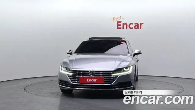 Volkswagen Arteon 2018 — ფოტო 10/20