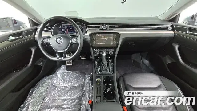 Volkswagen Arteon 2018 — ფოტო 4/20