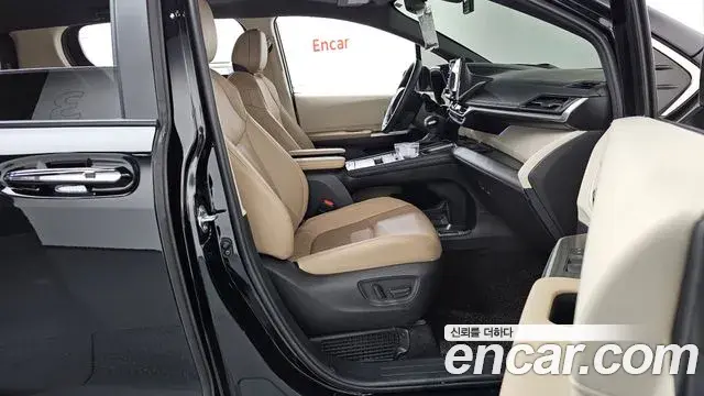 Toyota Sienna 2023 — Photo 16/20