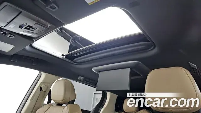 Toyota Sienna 2023 — Photo 7/20