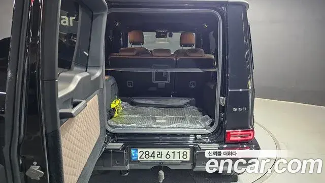 Mercedes-Benz G-Class 2021 — ფოტო 15/20